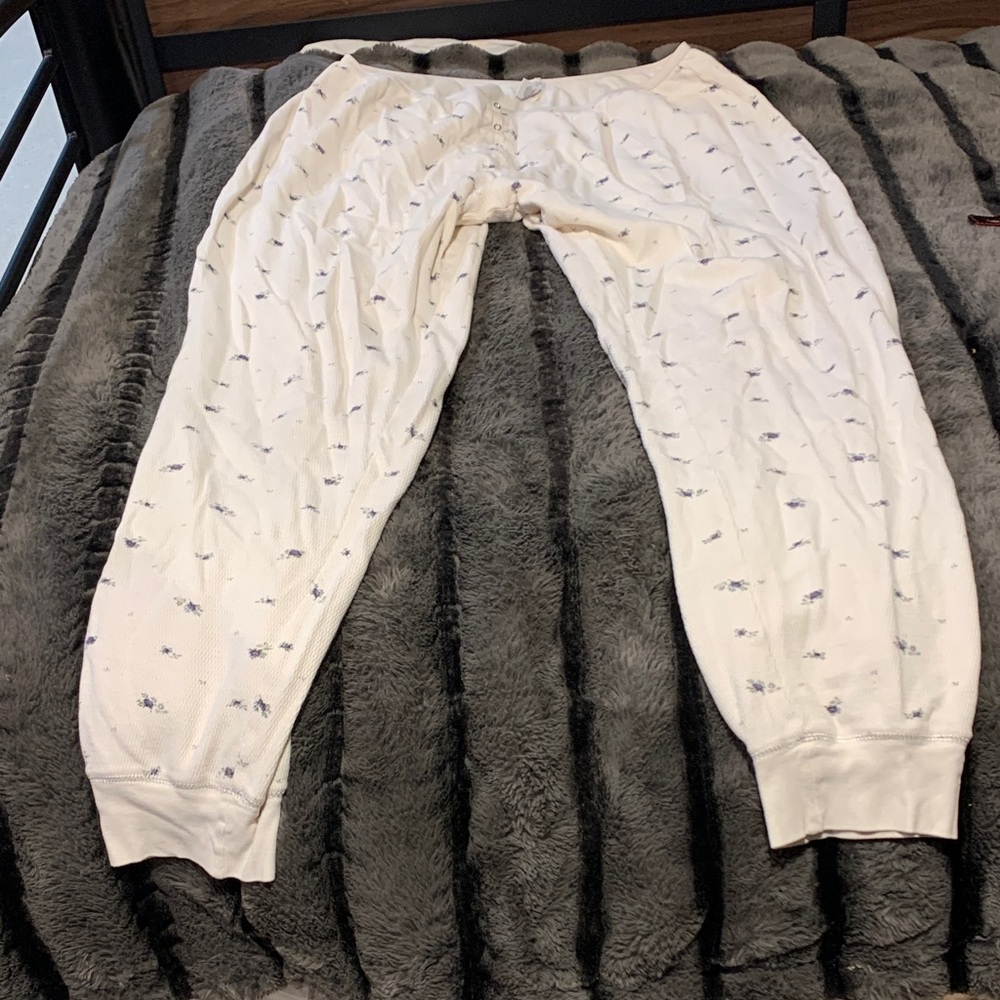 #622 “Gap” Cream Pants Long John’s with Purple Flowers